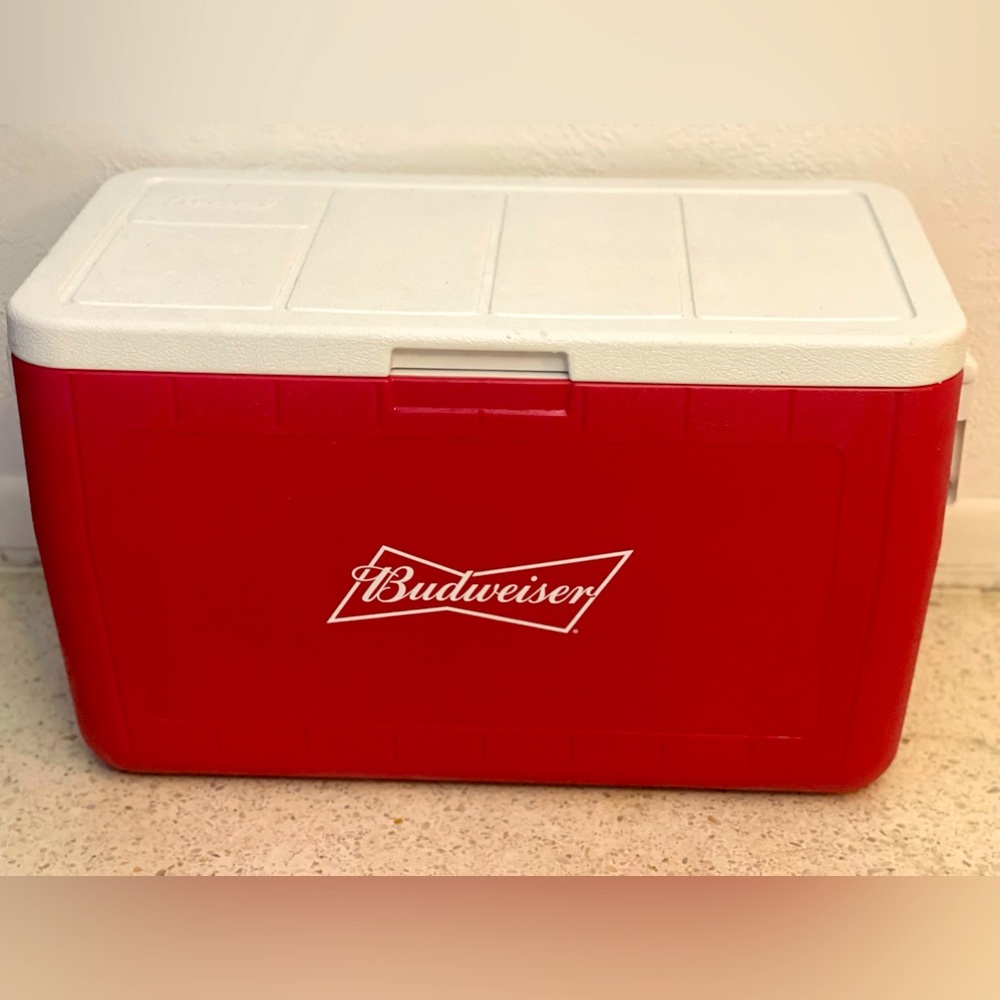 Vintage Budweiser Cooler. Brand new never used. Size 24inch, 15inch,12 inch